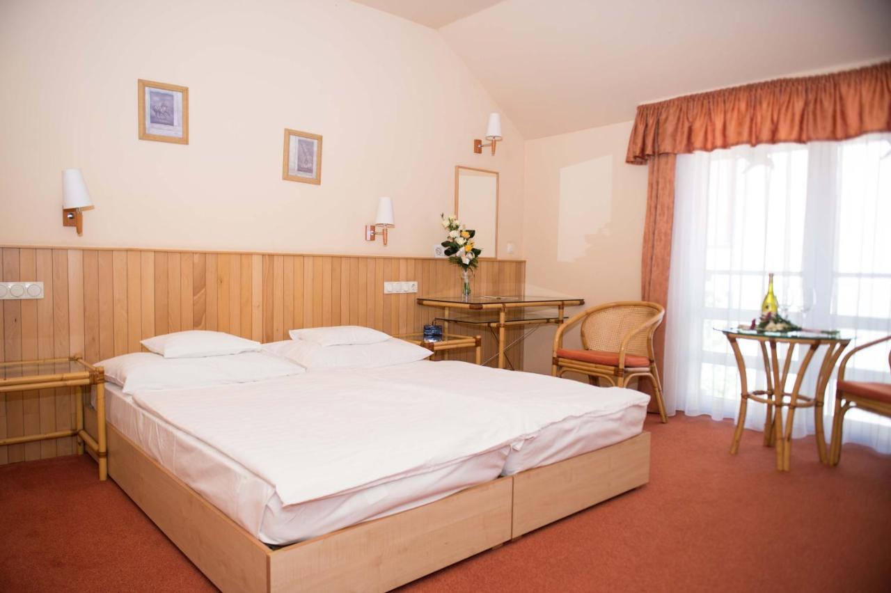 Martfu Hotel Thermal Spa Buitenkant foto