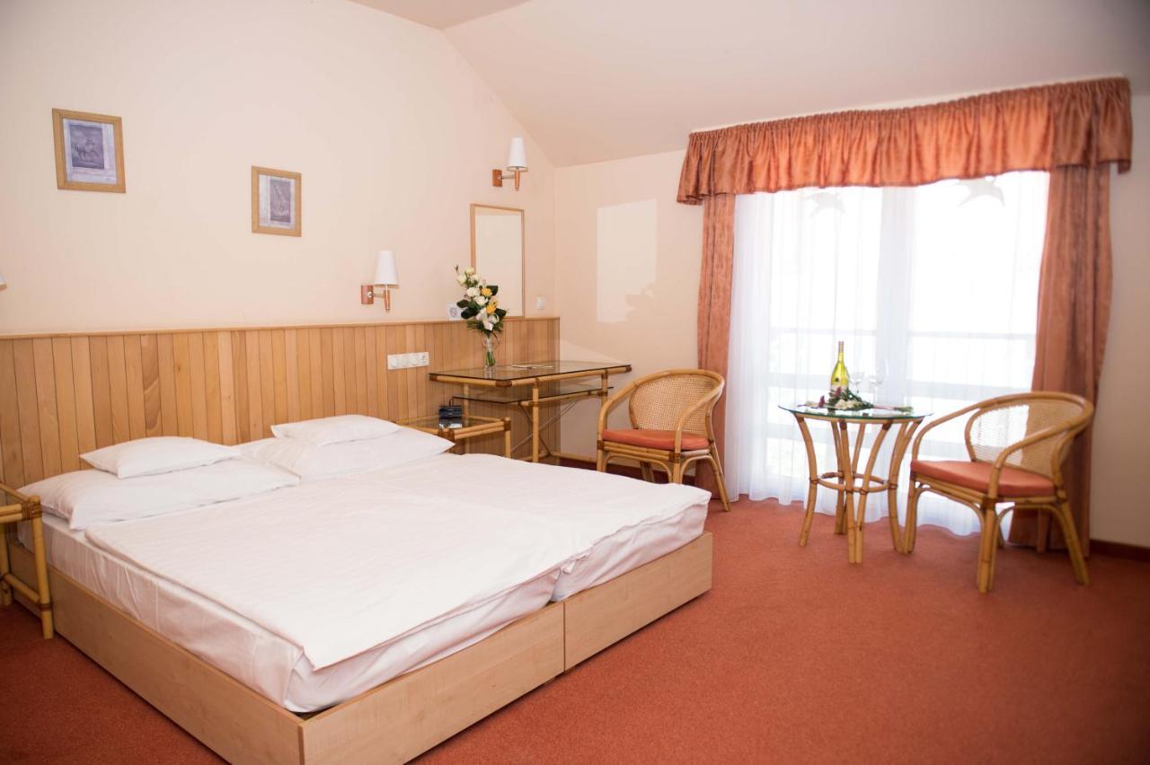 Martfu Hotel Thermal Spa Buitenkant foto